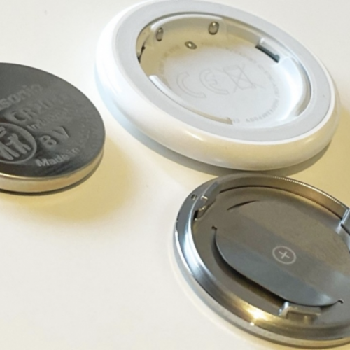 Sau một năm sử dụng, lượng pin trên AirTags của bạn còn lại bao nhiêu?