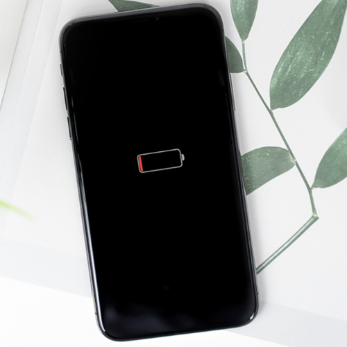 Làm gì khi iPhone tụt pin nhanh “chóng mặt”?
