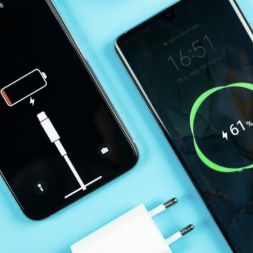 Cách sử dụng điện thoại ở nhiệt độ lạnh tránh tuột pin không phanh