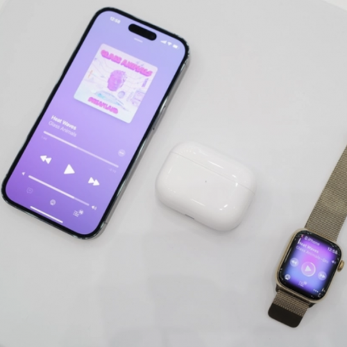 Ảnh thực tế AirPods Pro 2: Thiết kế không đổi, nâng cấp chống ồn và pin, giá chính hãng dự kiến 6.9 triệu đồng